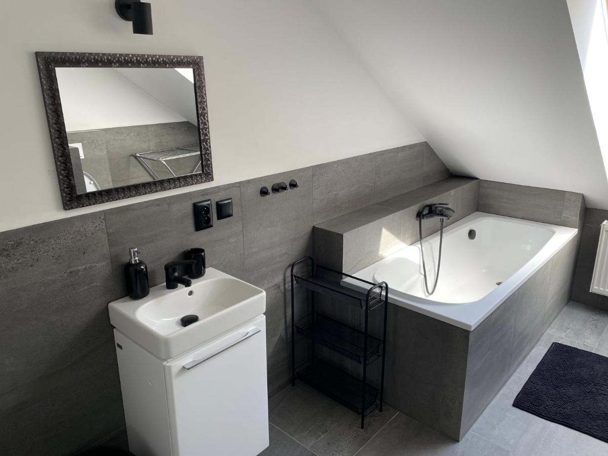 Apartman Vera ปาร์ดูบิตเซ ภายนอก รูปภาพ