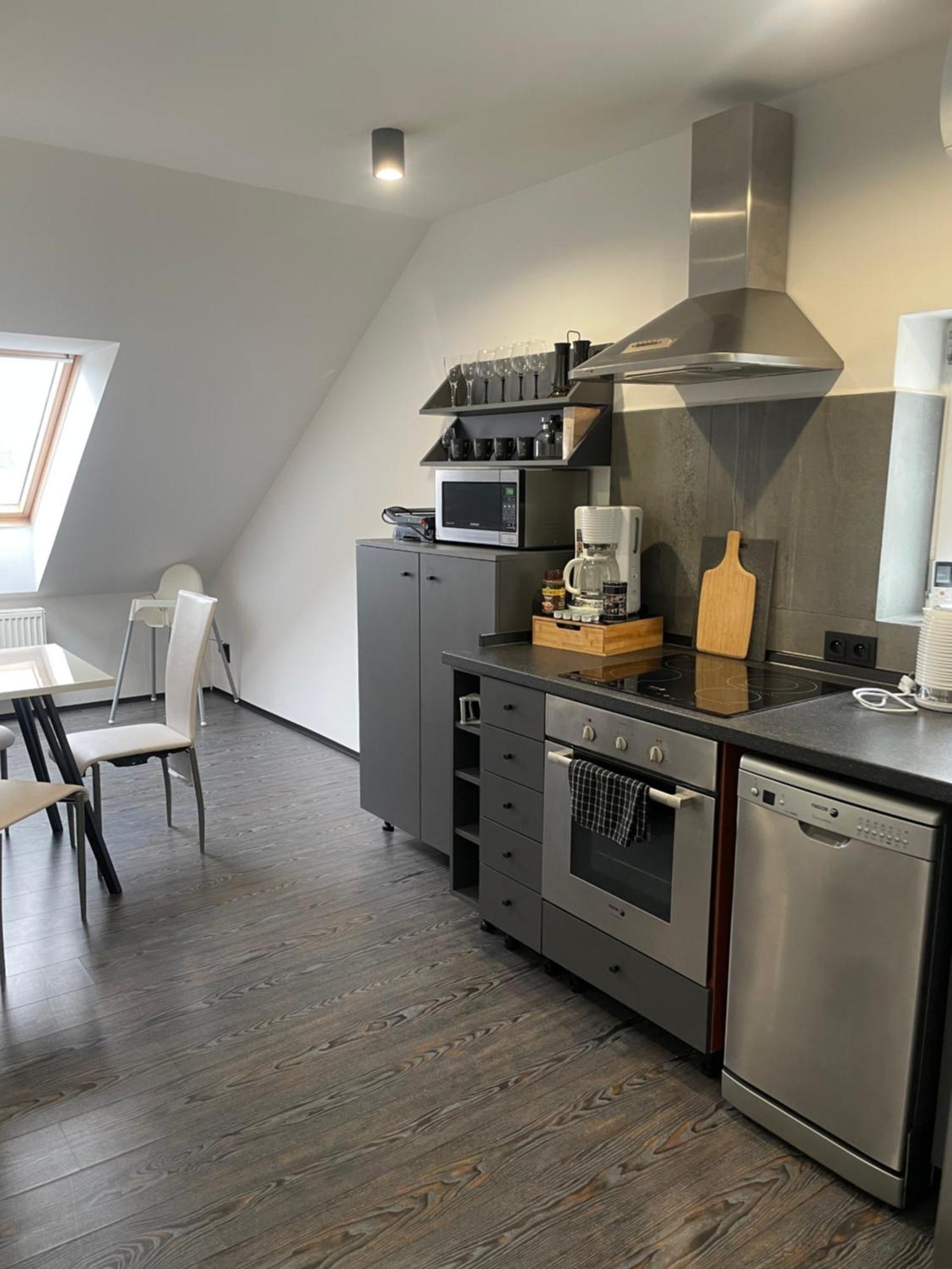 Apartman Vera ปาร์ดูบิตเซ ภายนอก รูปภาพ
